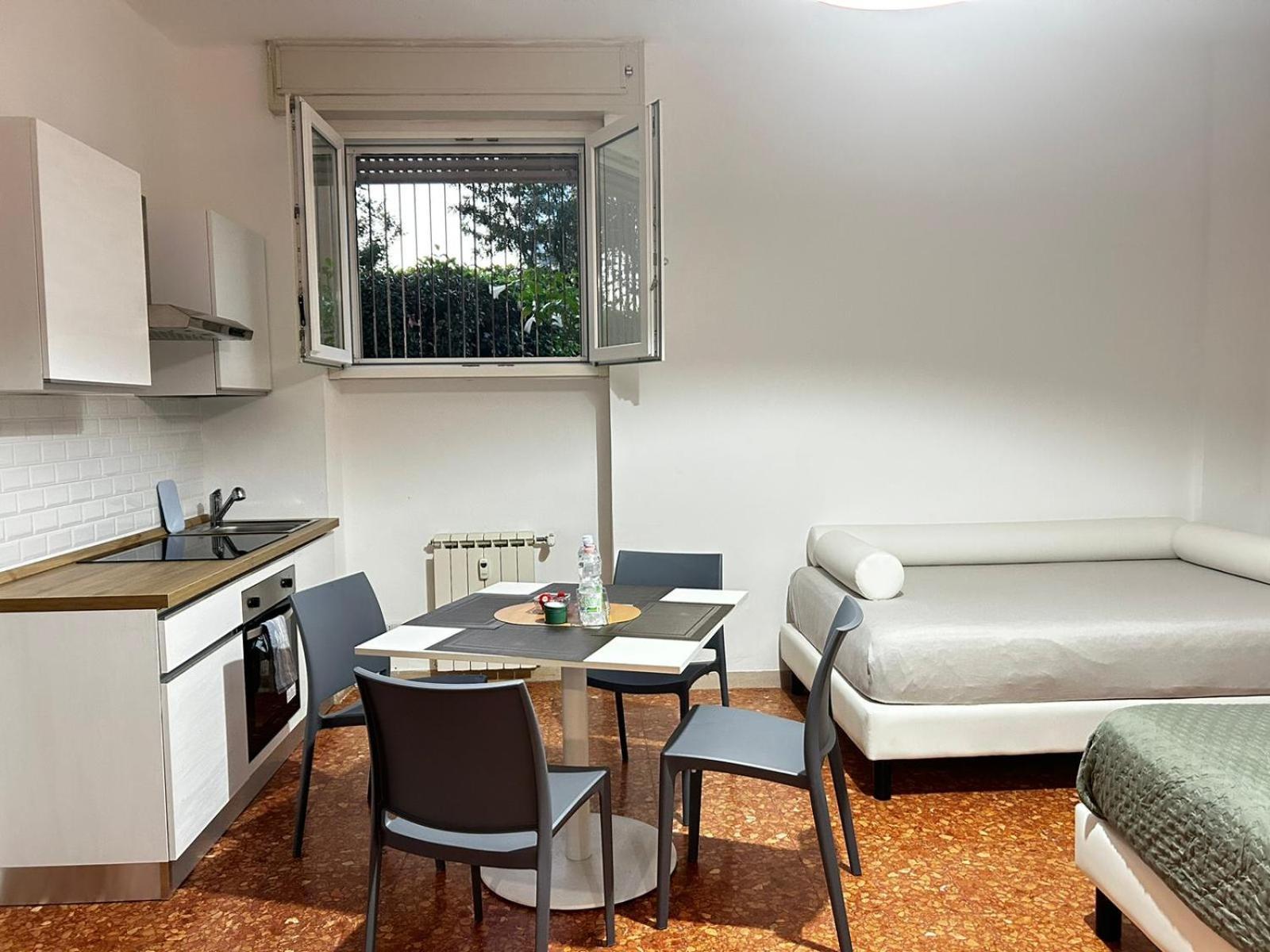Bam Bam Tiburtina Guesthouse Rome Room photo